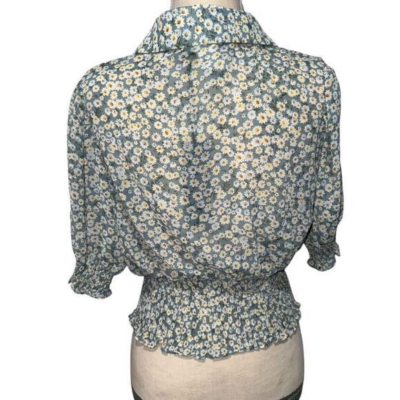 NWT Know One Cares Floral Green Blue Short Sleeve Crop Top Blouse V Neck size L - Picture 6 of 11